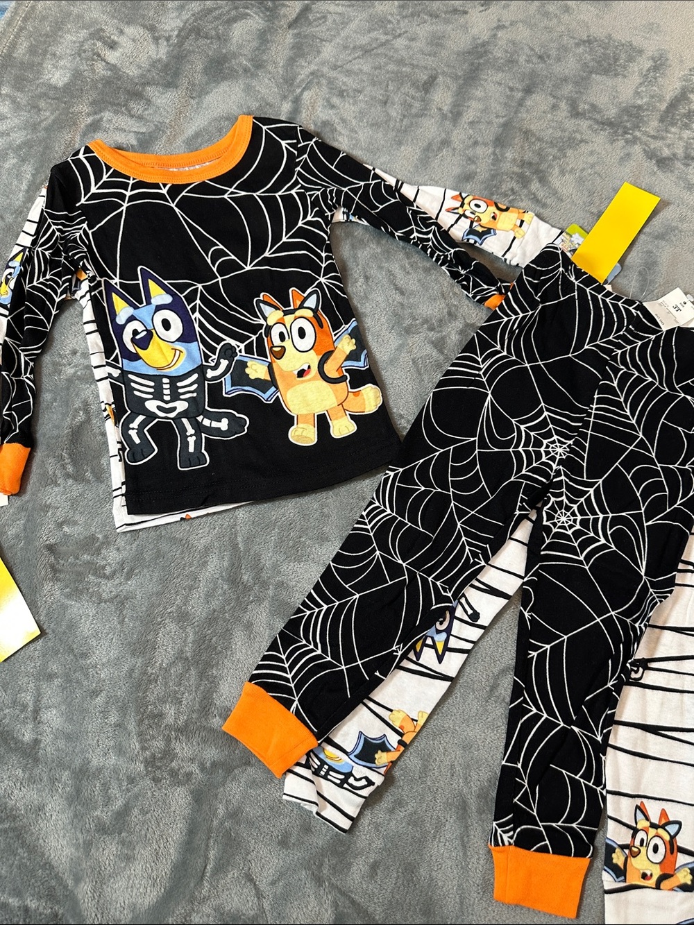 NWT BLUEY Kids Halloween Spiderweb Pajama Set - Black & Orange 4 pc set Sz 3T 👻